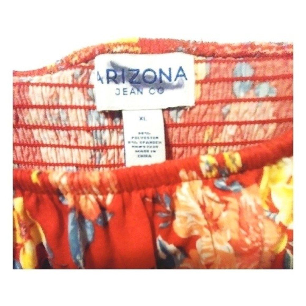 Arizona Floral Ruffle Smocked Top - Picture 4 of 6